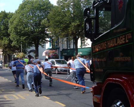 lorry pull 2004